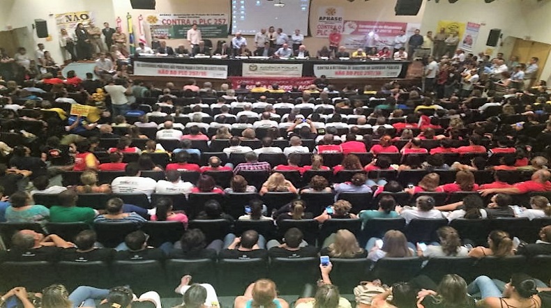 Fesmepar participa de audiência pública que discute o PLP 257/2016 em Santa Catarina