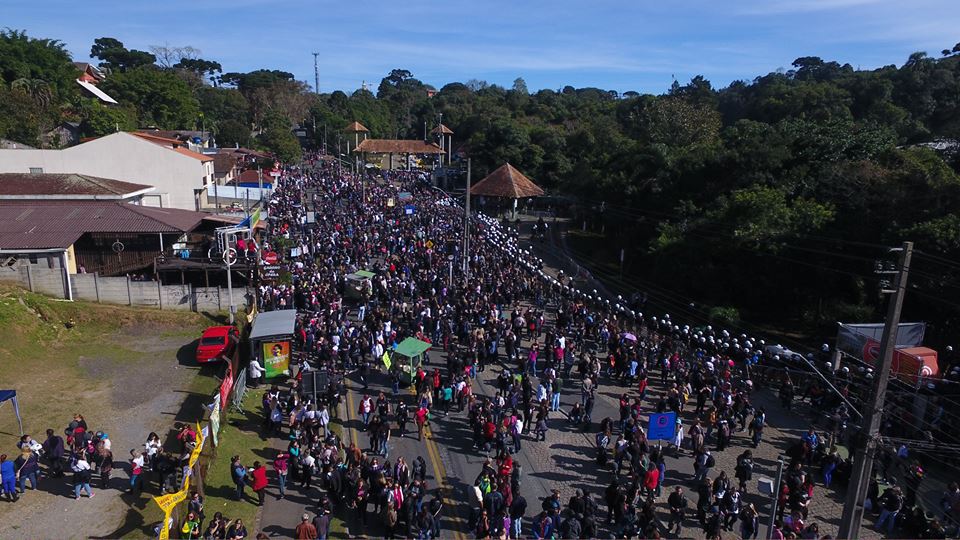 Com agressão a servidores, vereadores de Curitiba  aprovam o “pacotaço”