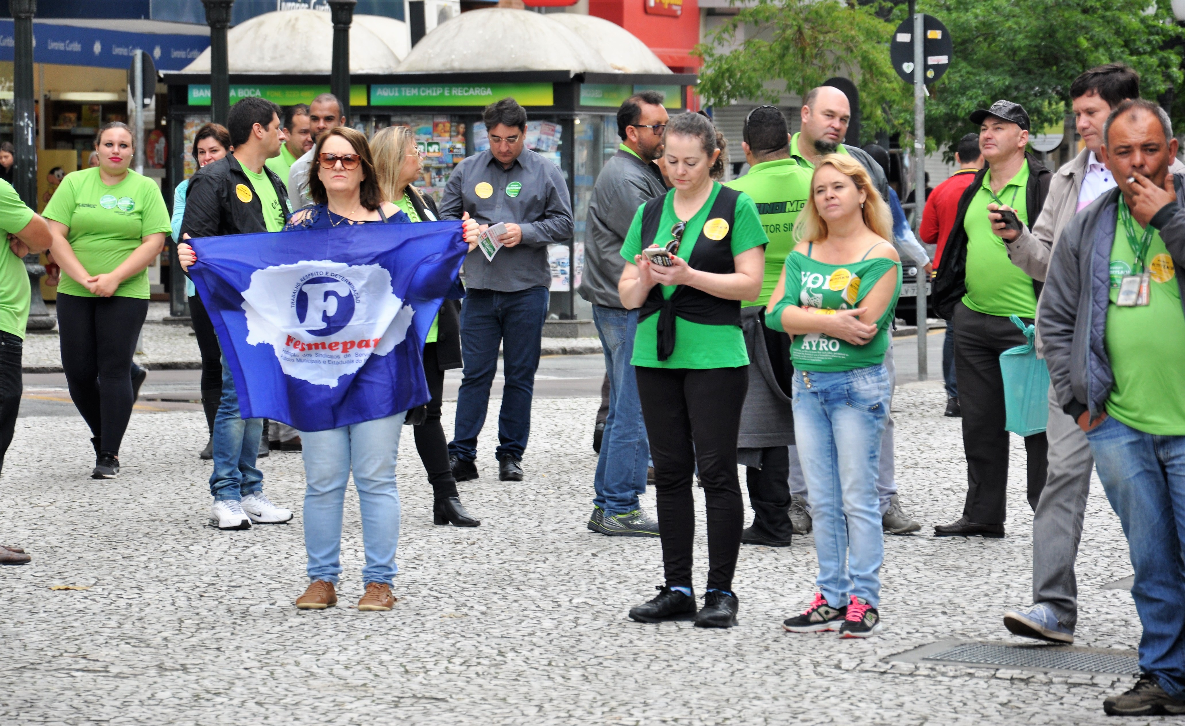 Fesmepar participa de manifesto contra as reformas organizado pelo Fórum Sindical dos Trabalhadores