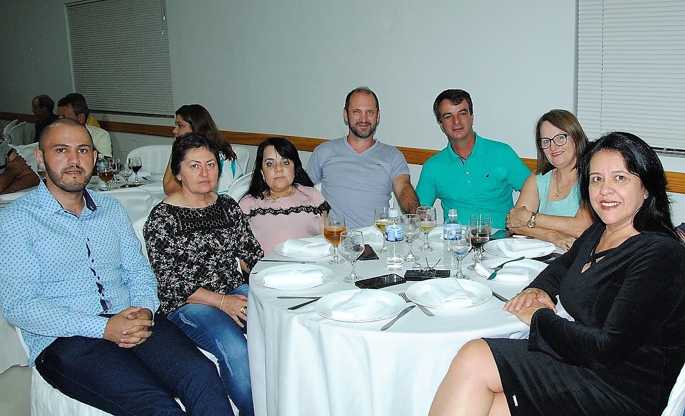 ARARUNA: Fesmepar participa de jantar em comemoração ao Dia do Servidor