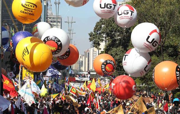 Sindicalismo reage ao ataque do general Mourão a direitos trabalhistas