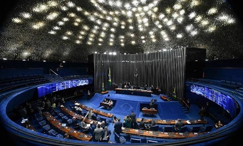 Comissão do Senado aprova fim da estabilidade para servidores