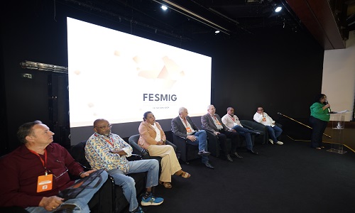 Presidente da Fesmepar é homenageado pela Federação dos Servidores Públicos Municipais e Estaduais de Minas Gerais – FESMIG