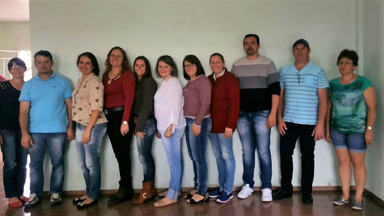 Planalto e Região: Fesmepar participa de cerimônia de posse da nova diretoria do Sinsepim