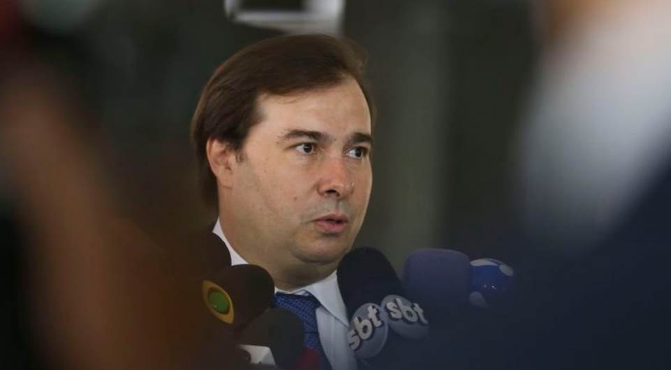 Rodrigo Maia suspende  a votação da reforma da Previdência
