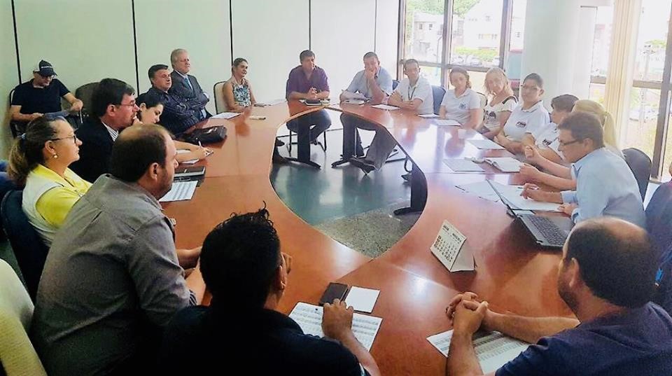São Miguel do Iguaçu –  Em reunião com a Administração Municipal, Sinsmi e Fesmepar discutem tabela salarial dos professores